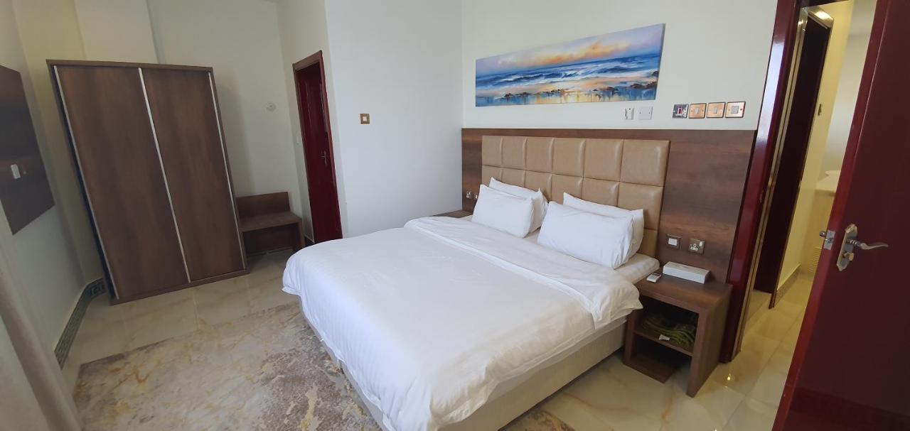 Al Deafah Hotel Apartment الضيافة للشقق الفندقية Al Buraimi Exteriör bild
