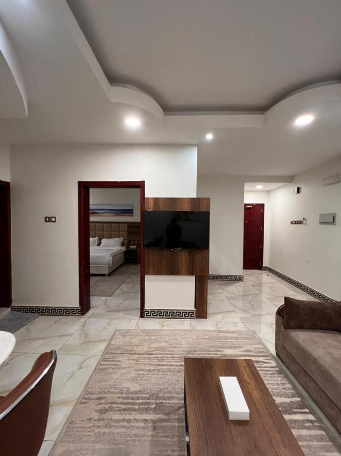 Al Deafah Hotel Apartment الضيافة للشقق الفندقية Al Buraimi Exteriör bild