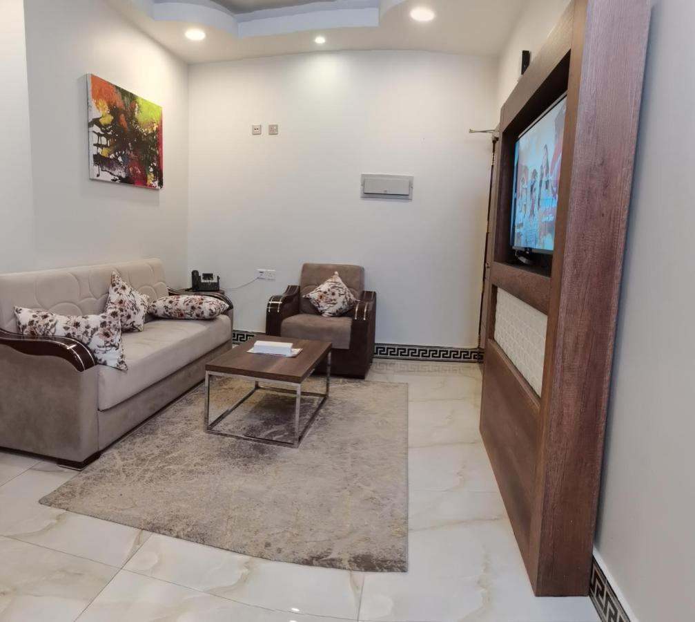 Al Deafah Hotel Apartment الضيافة للشقق الفندقية Al Buraimi Exteriör bild