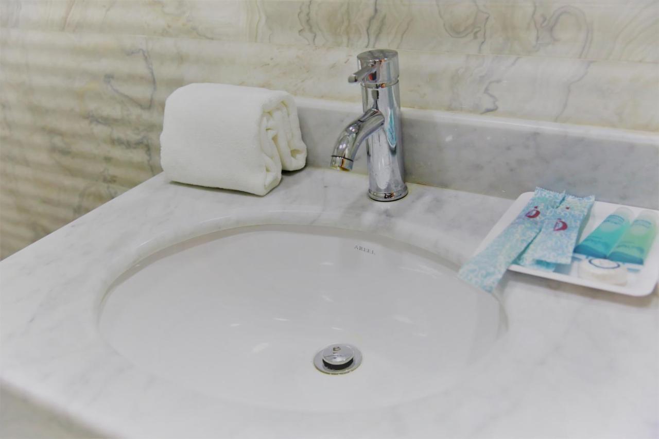 Al Deafah Hotel Apartment الضيافة للشقق الفندقية Al Buraimi Exteriör bild