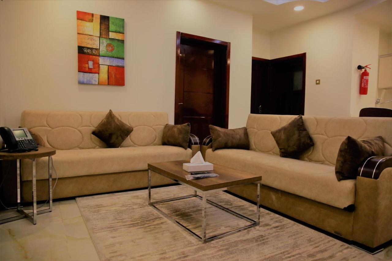 Al Deafah Hotel Apartment الضيافة للشقق الفندقية Al Buraimi Exteriör bild
