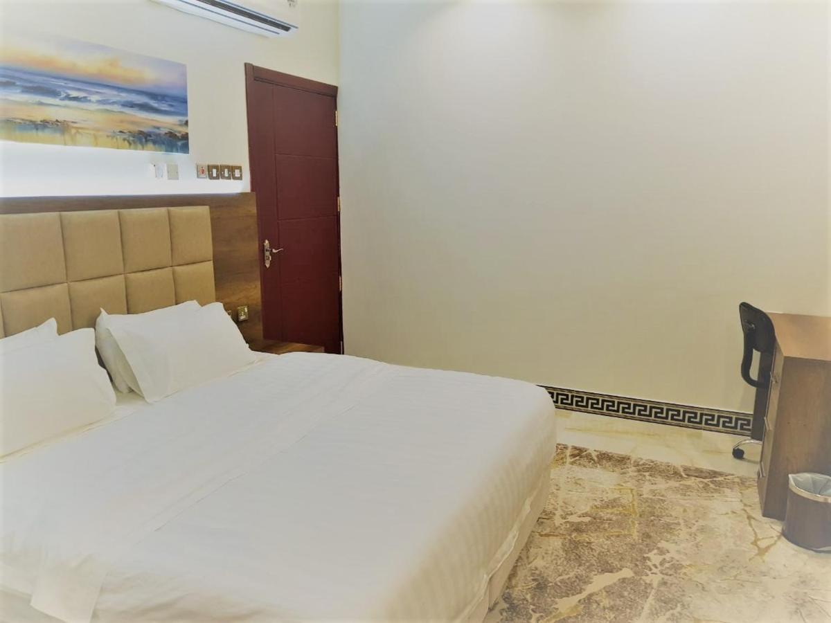 Al Deafah Hotel Apartment الضيافة للشقق الفندقية Al Buraimi Exteriör bild